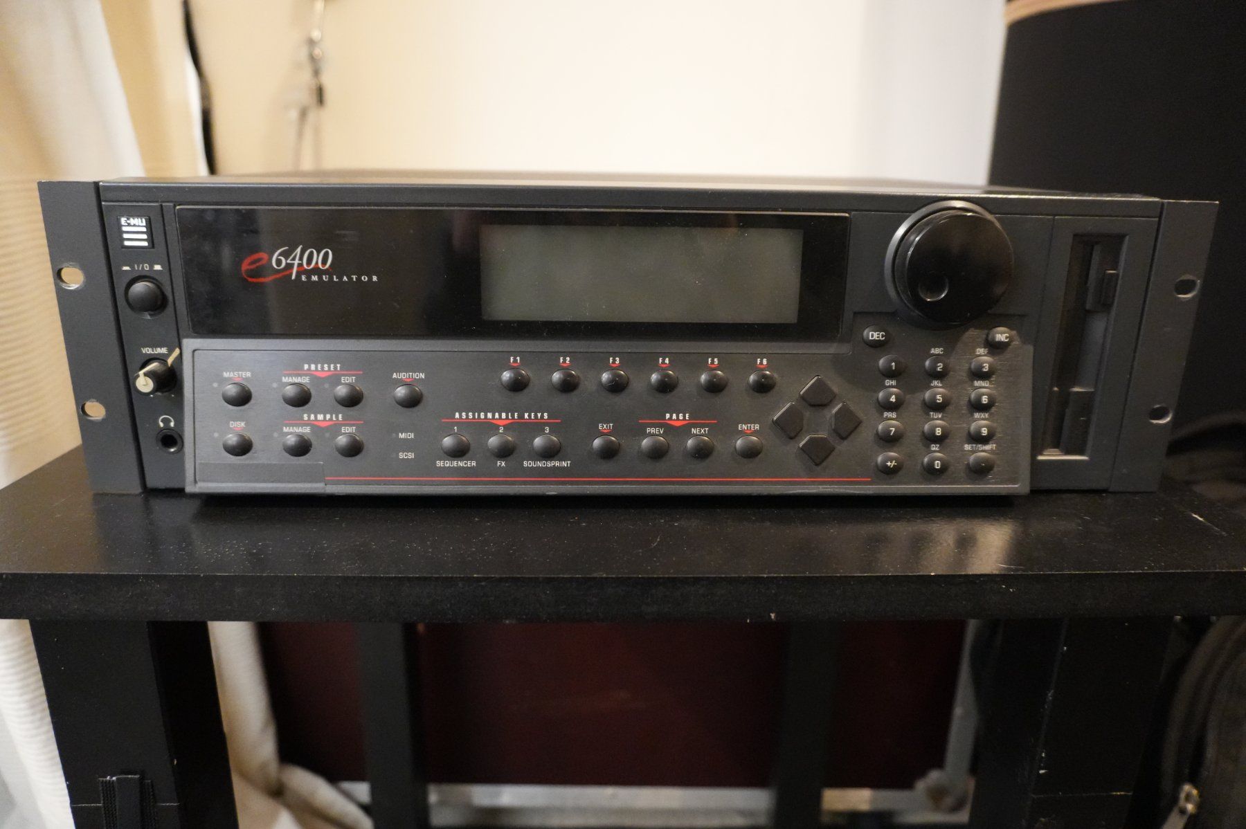 E-Mu Strumenti musicali: E-mu E6400 Sampler Vintage + Zubehör! – Usato da Ostermundigen venduto da ste-70