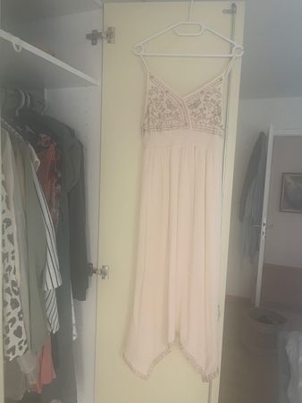 Wunderschönes Sommerkleid  bestickt Grösse S/M