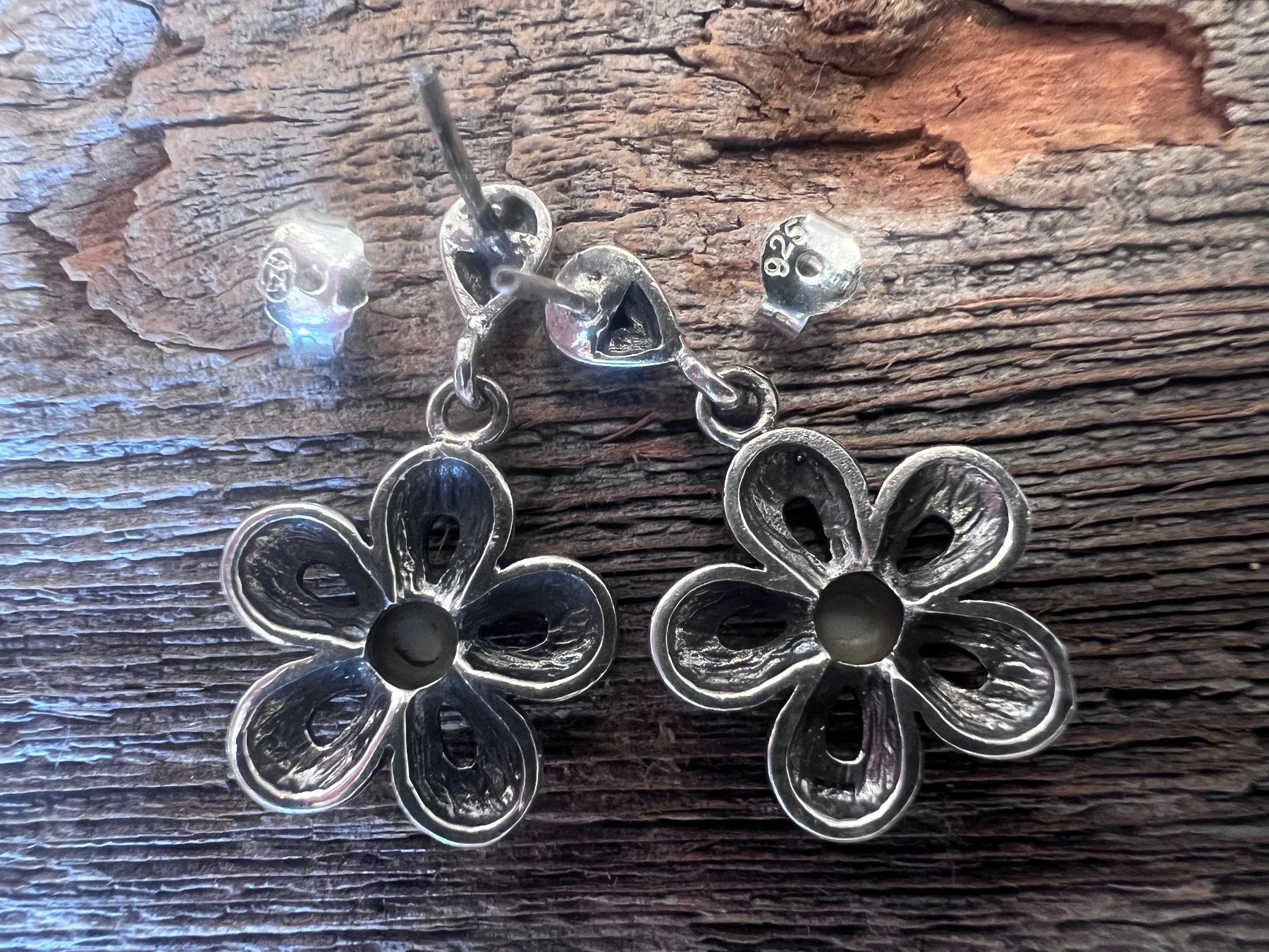 Orecchini pendenti & Orecchini a lobo: Vintage Ohrhänger 925 Silber Pyrit u. Perlmutter - Blumen – Nuovo (secondo la descrizione) da Bern venduto da Jiffy 5