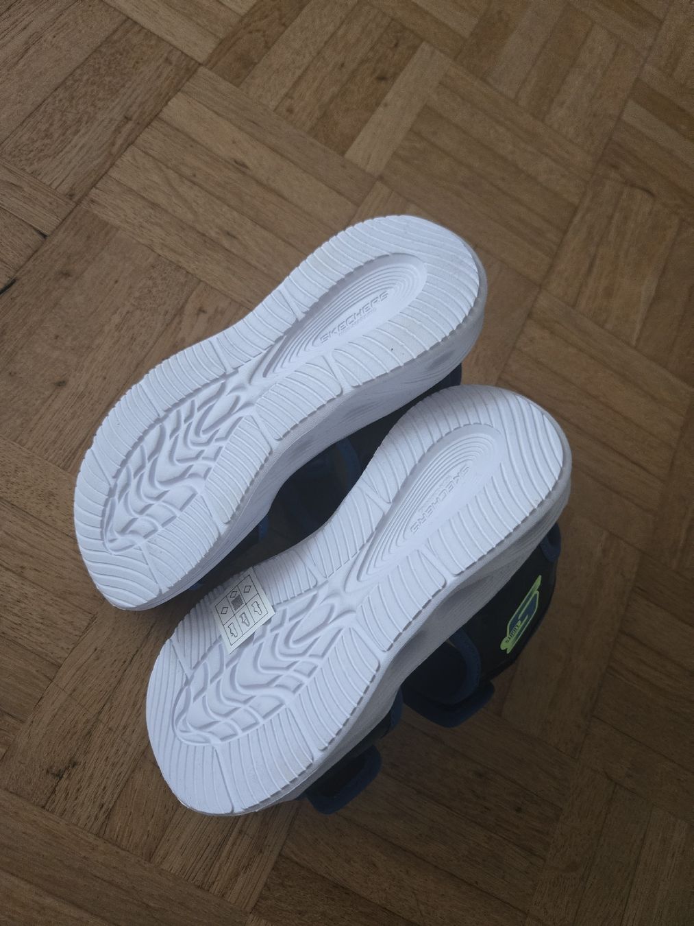 Schuhe für Jungen: Sketche Sandalen – Neu (gemäss Beschreibung) aus Berg TG von j_k_lgk9 1