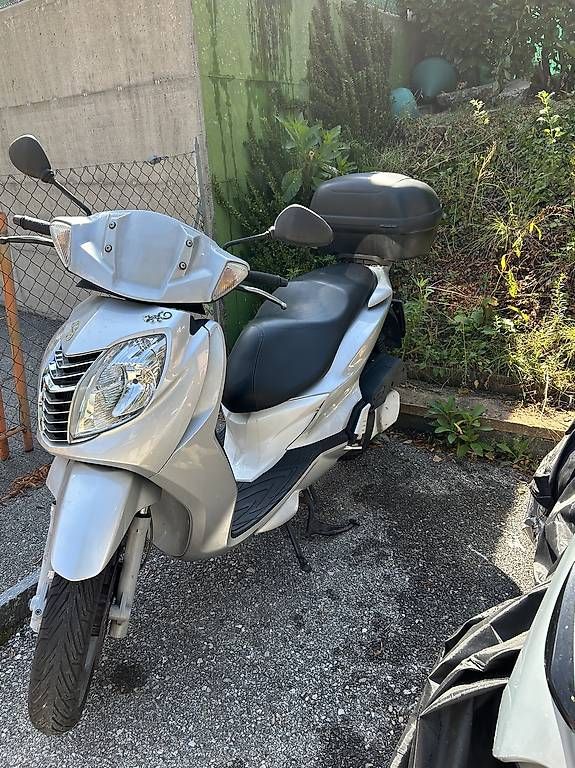 Scooters: Scooter  – D'occasion à Gordevio par Klaudios1