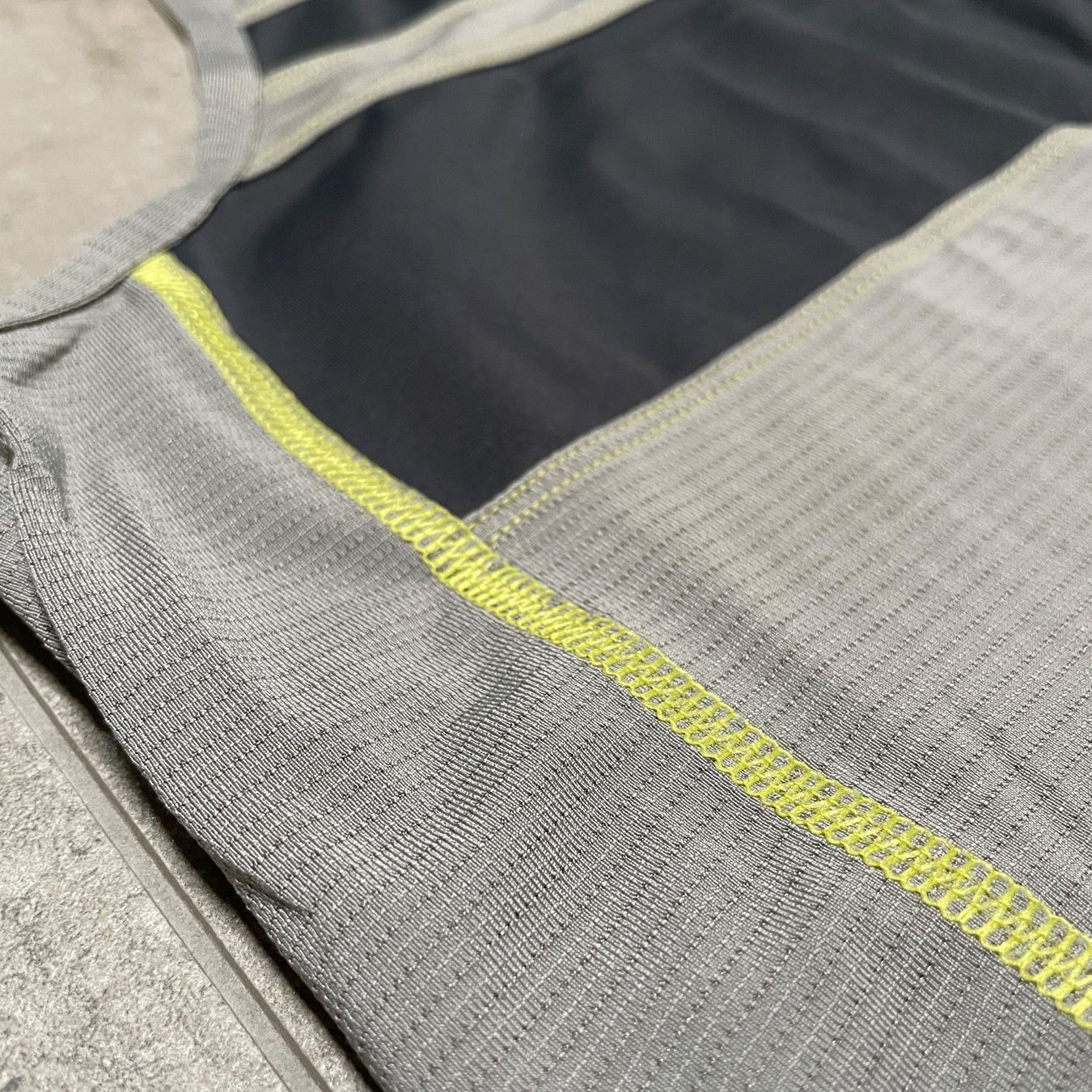 Lululemon T-shirt: Lululemon TANK Top (Gr.S) – Usato da Bern venduto da lolapennt 3