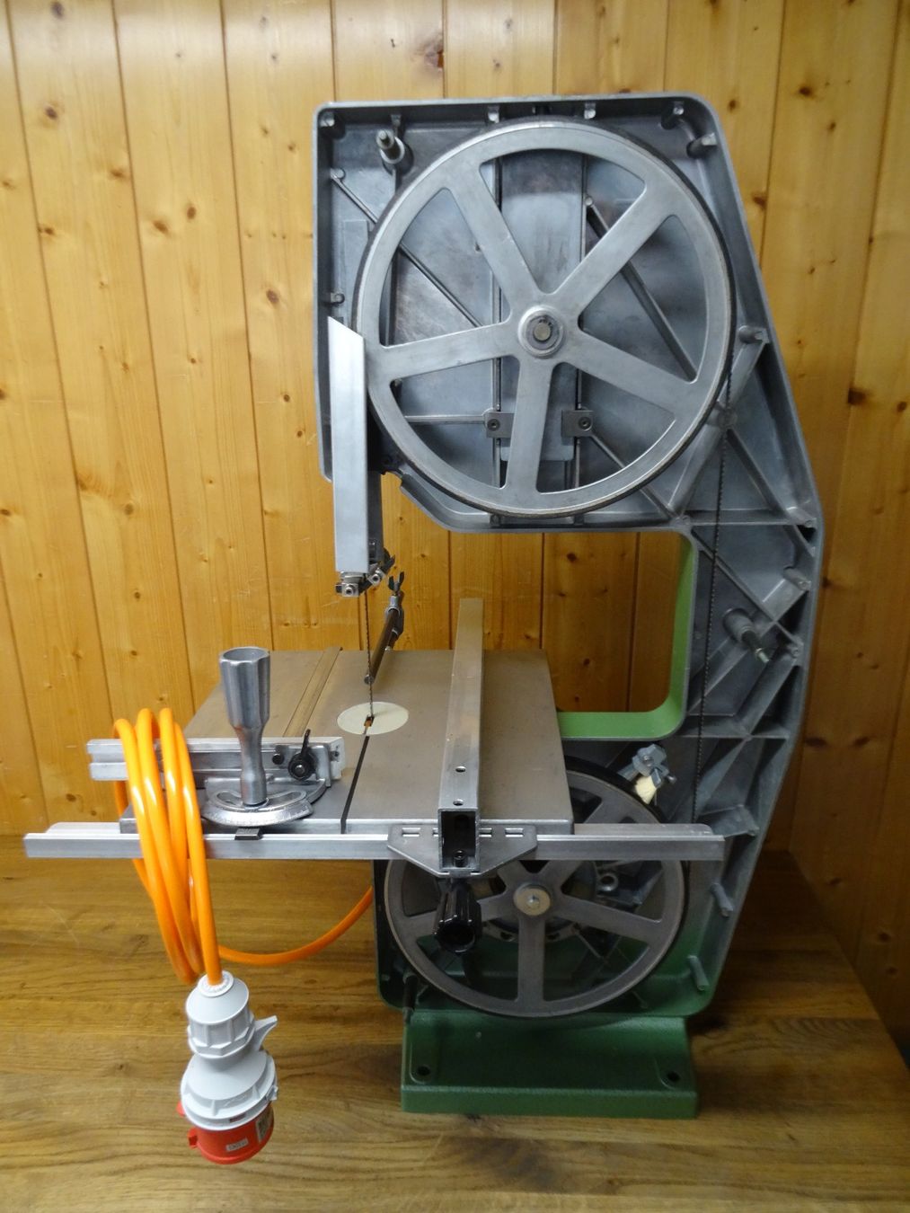 Inca Seghe: Inca - Bandsäge 380 Volt – Usato da Lungern venduto da madachsa 6