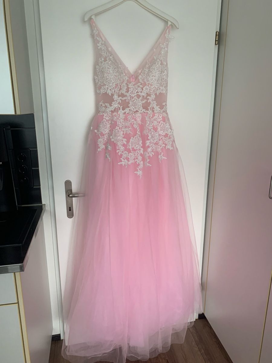 Vestiti: Brautkleid/Festkleid – Nuovo (secondo la descrizione) da Emmen venduto da ama_8wmn 8