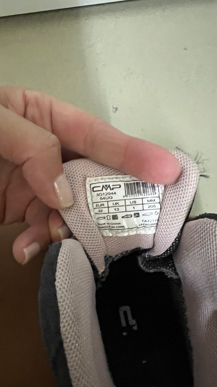 Scarpe per ragazzi: CMP Kinder Wald/Wander Schuhe – Usato da Frauenfeld venduto da anaul_2000 2