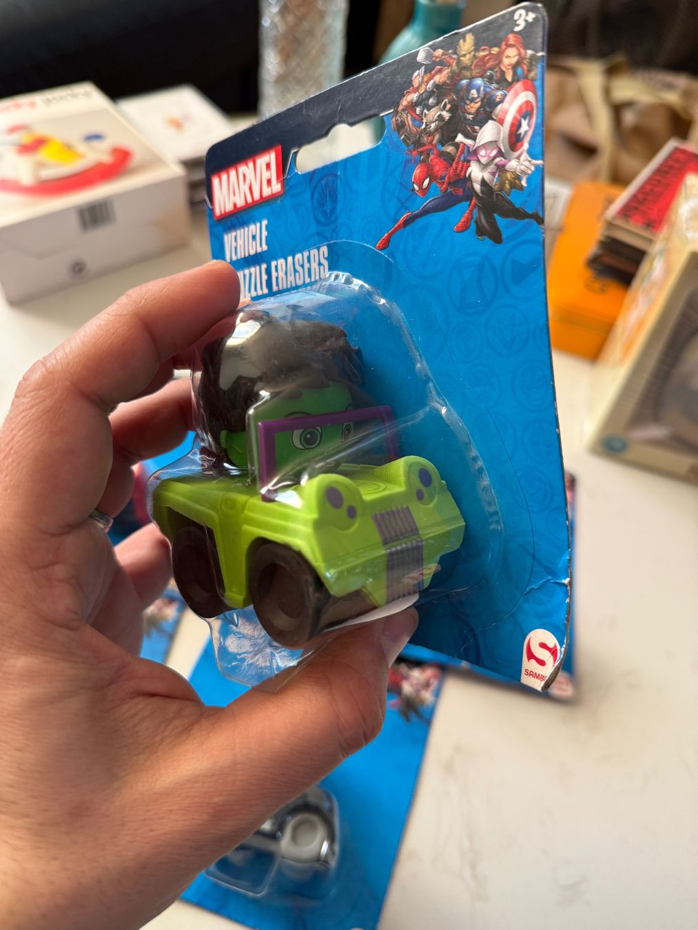 Altro in Scrittura & Disegno: Lustige Marvel Puzzle Radiergummis – Nuovo e nell'imballaggio originale da Strengelbach venduto da shihtzuliving_22 6