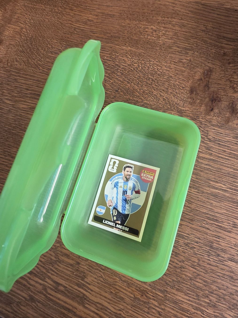 Panini Carte collezionabili: Panini WM 2026 Extra Stickers Messi Gold – Nuovo (secondo la descrizione) da Rüttenen venduto da p_s_97nm 2