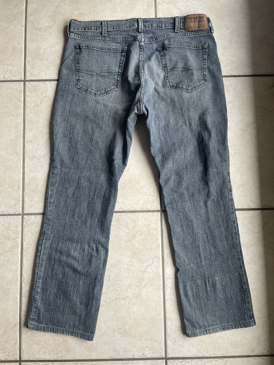 Levi's Jeans: Jeans Levi’s S61 Taille 38 32 – Gebraucht aus Vallamand von Bricbracbroc82 1