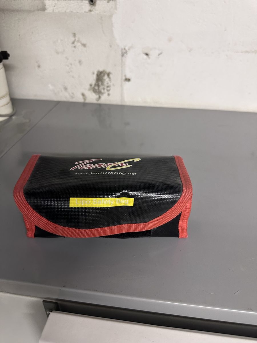 Modellismo RC: Lipo Safe Bag Teamcracing.net  – Usato da Uerkheim venduto da Crank99