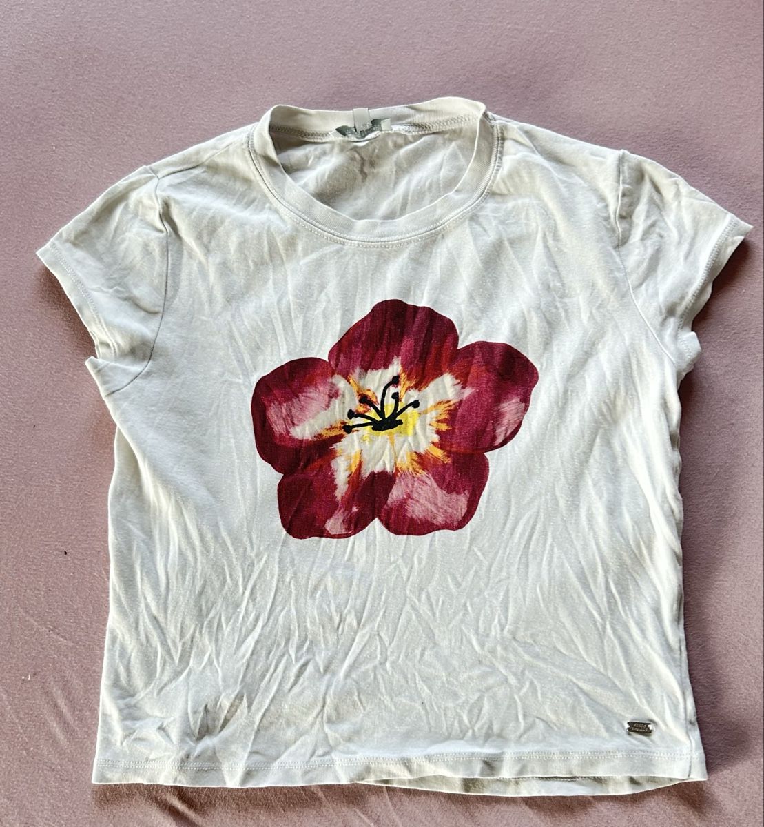 T-shirt: T-Shirt Blume – Usato da Basel venduto da lenarrari