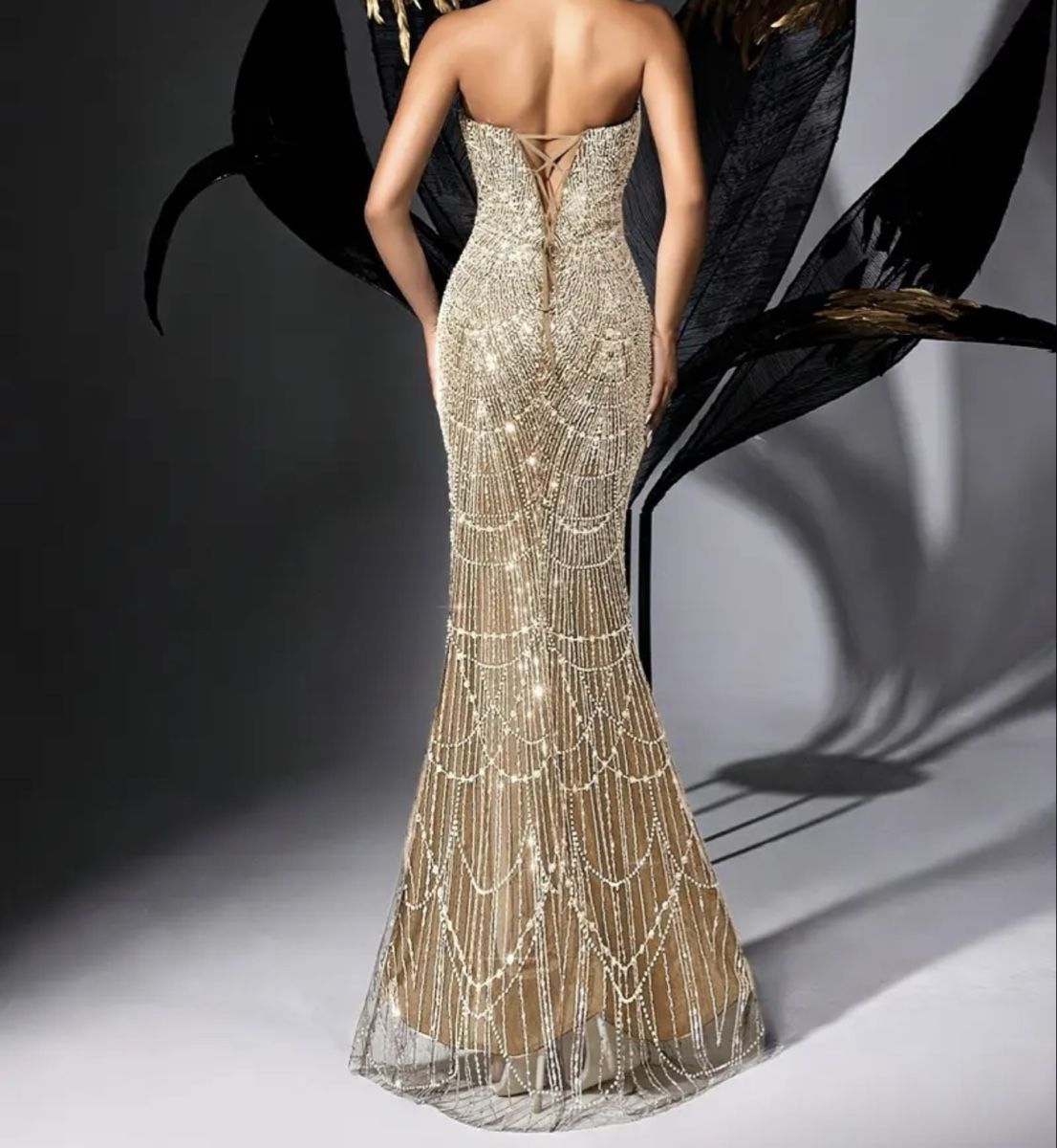 Vestiti: Abendkleid – Usato da Alpnach Dorf venduto da iva_f6z2 1