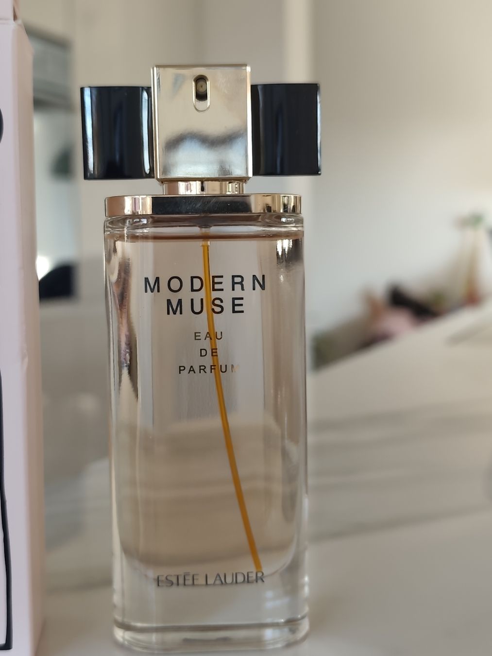 Estée Lauder Parfum & Eau de Toilette: Parfume Estée Lauder Modern Muse 50 ml edp  – Gebraucht aus Männedorf von Ursik_OnlineShop 2