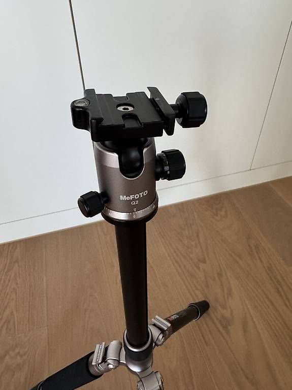 Treppiedi & Teste: Reisestativ – Usato da Wohlen b. Bern venduto da Libero66 1