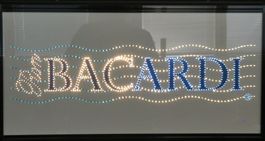 BACARDI Werbeschild / Leuchtreklame / Dekoleuchte 62 x 32 cm
