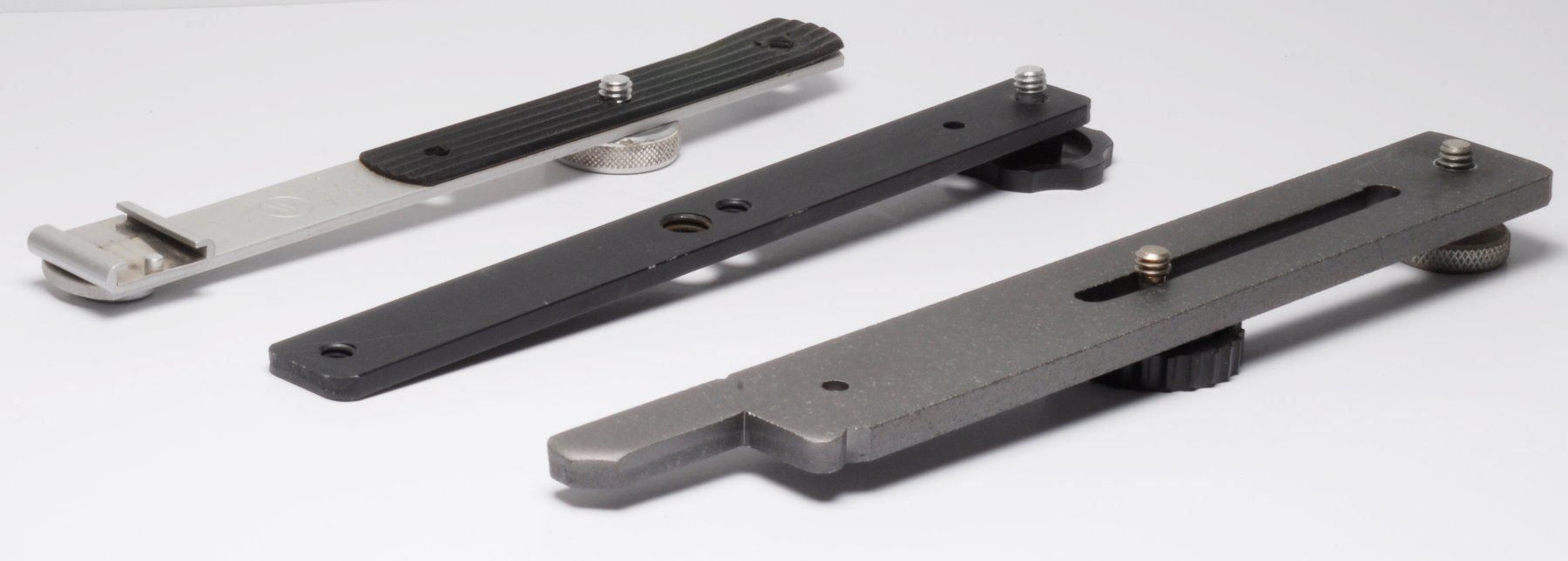 Altri Accessori: 3 Universal Schienen / Blitzschienen mit 1/4" Gewinde – Usato da Lostorf venduto da real-value