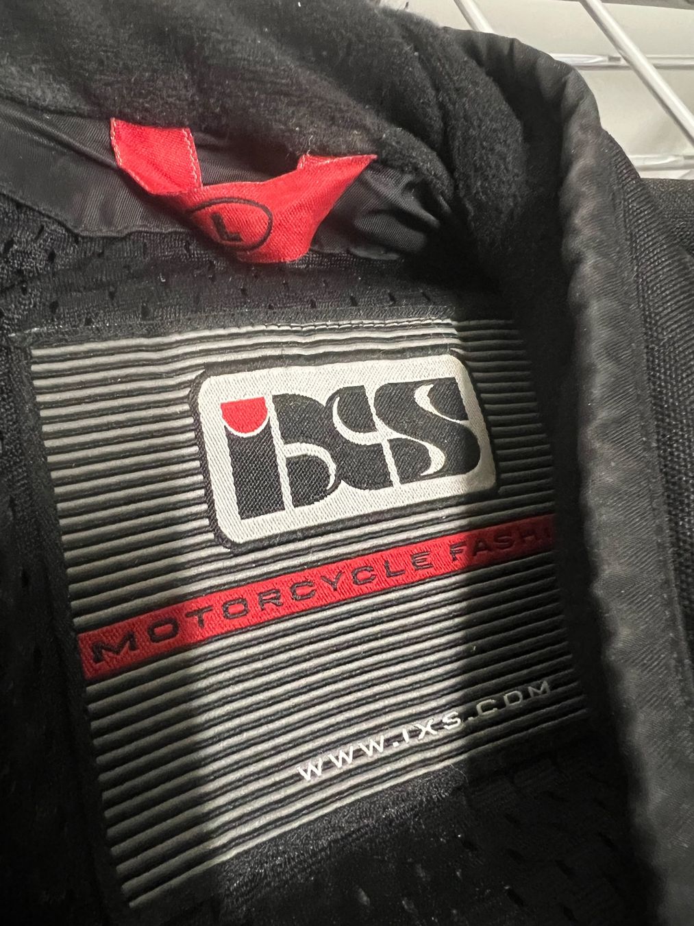 IXS Jacken: Motorradbekleidung – Gebraucht aus Flamatt von Auspuff1 1
