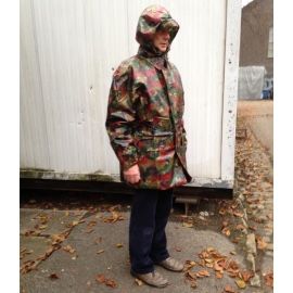 Schweizer Armee Cappotti: Militär-Regenmantel - TAZ 83 – Usato da Büron venduto da Sachas 2