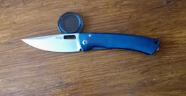 Couteau  LionSteel TS1 VS TiSpine  violet-bleu poli