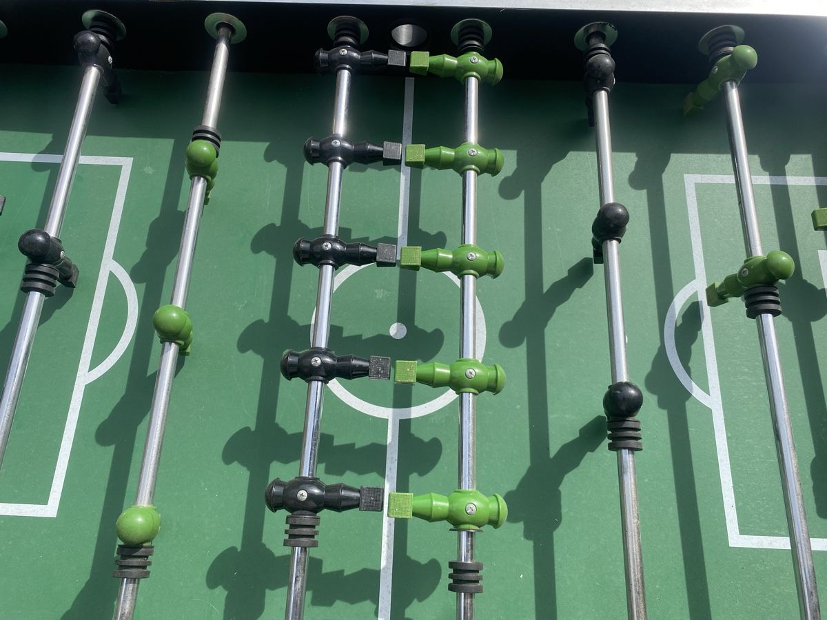 Jeux: Tischkicker/ Tschüttelikasten  – D'occasion à Märwil par th.sellsnbuys 1