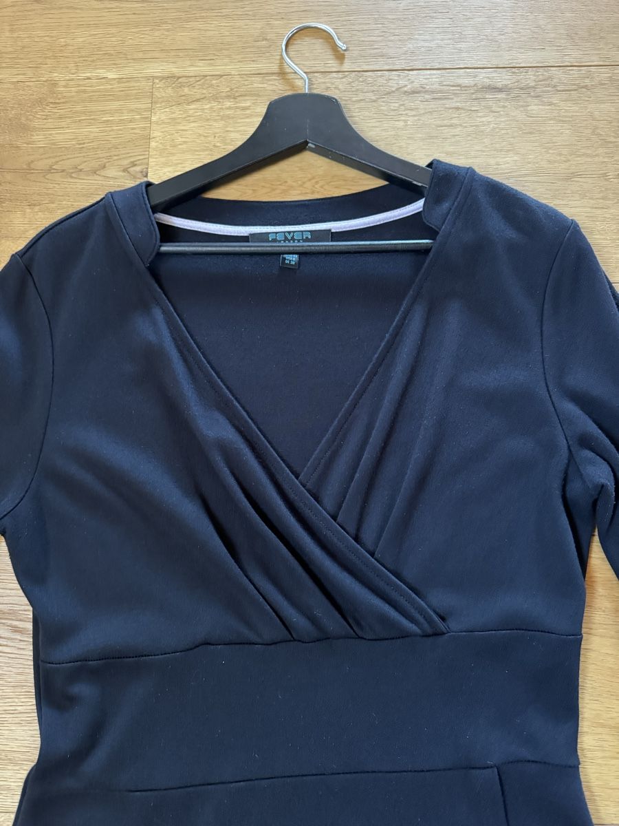 Vestiti: Fever London Kleid Gr. 40 – Usato da Seon venduto da noe_zz6w