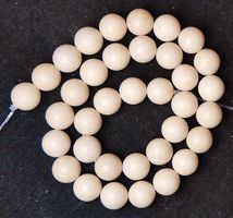 1 Strang echte unbehandelte Elfenbein Jade Perlen 11 mm