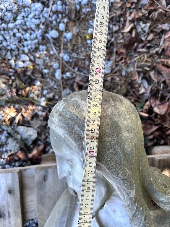 Figuren: Jesus Statue Stein – Defekt aus Hellbühl von Kadettgte1979 3