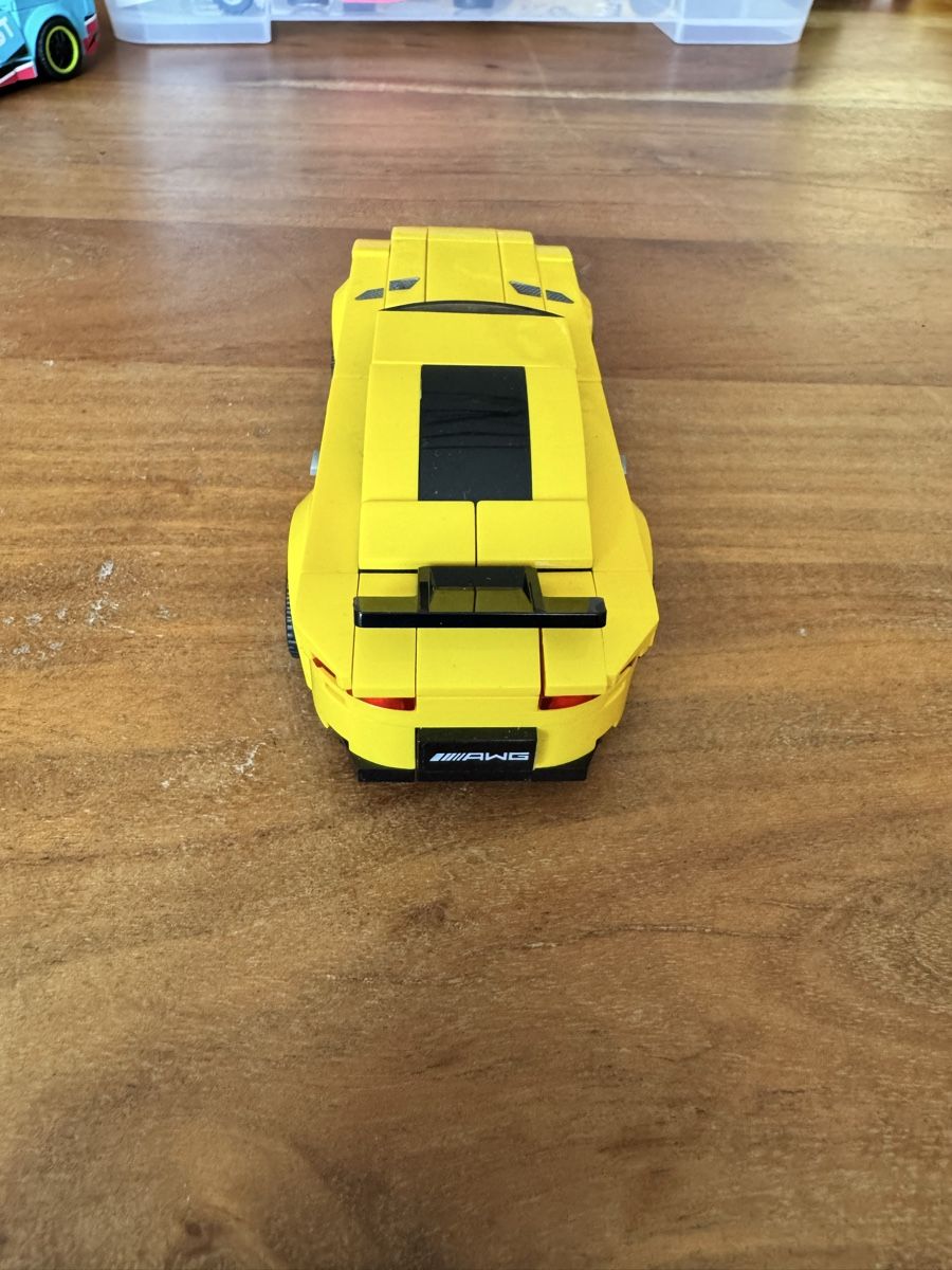Lego Spielzeuge: Gelber Lego Speed Champions Mercedes-AMG GT3, Top! – Gebraucht aus St. Gallen von Popolone26 1