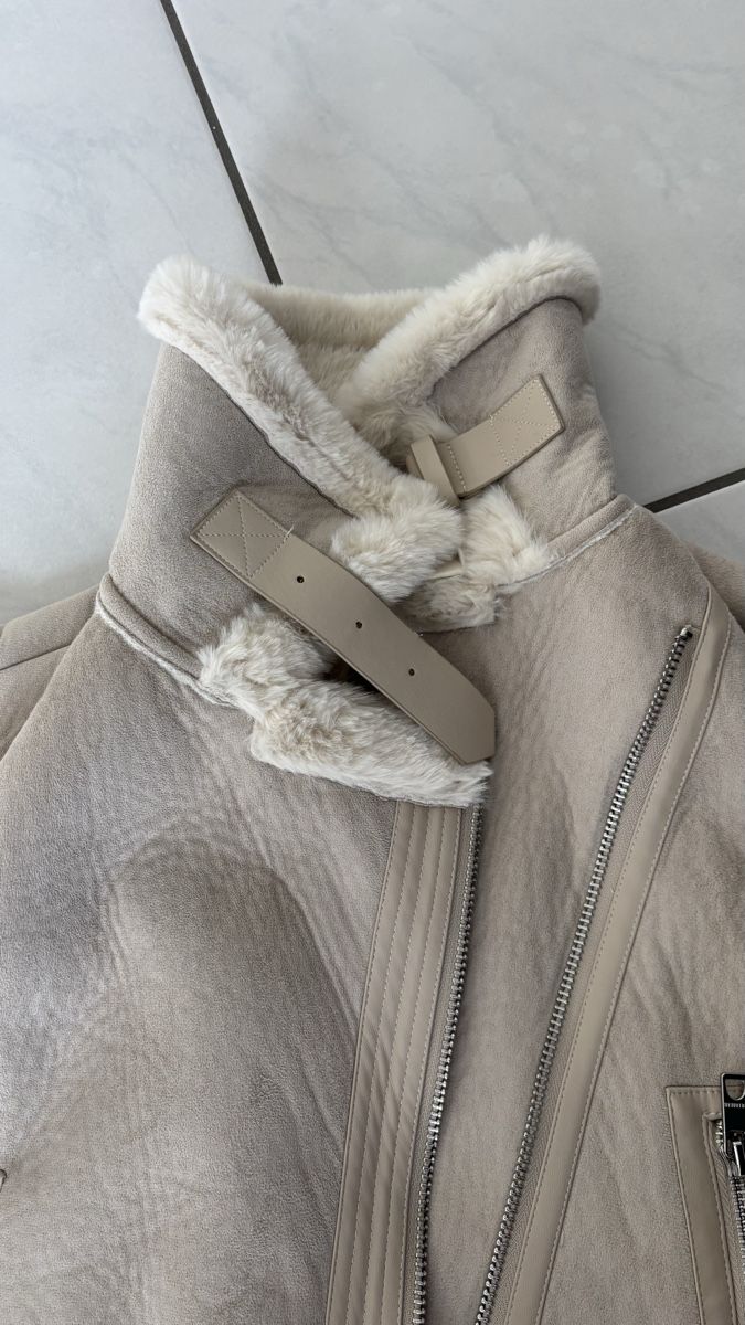 Pull&Bear Giacche: Pull&Bear, Kunstlederjacke mit Fell, Grösse S – Usato da Wilen b. Wil venduto da alimonera 3