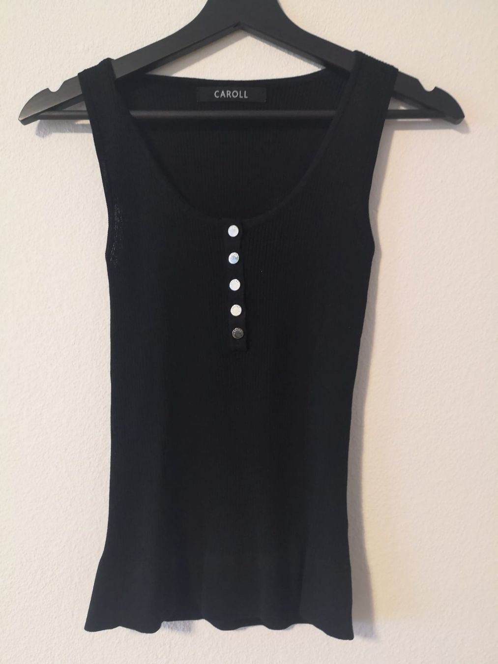 Top: Top Caroll T.XS – Usato da Marly venduto da Fiore27