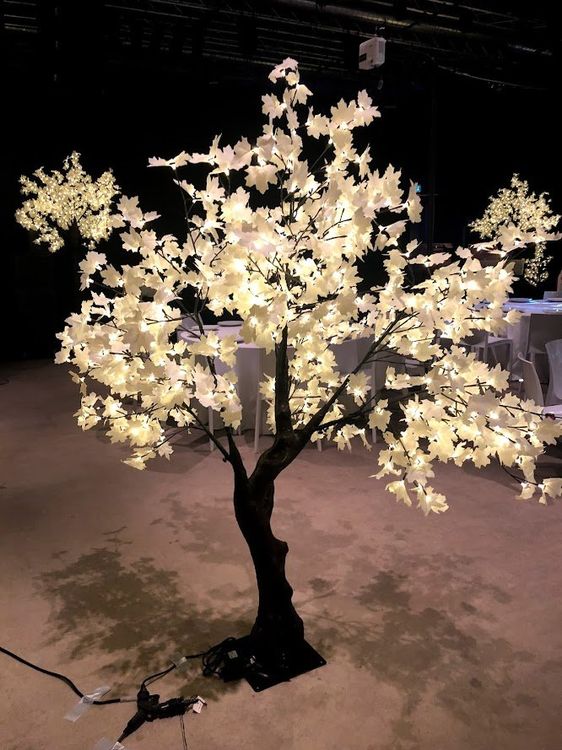 Lichterbaum gross LED 2m