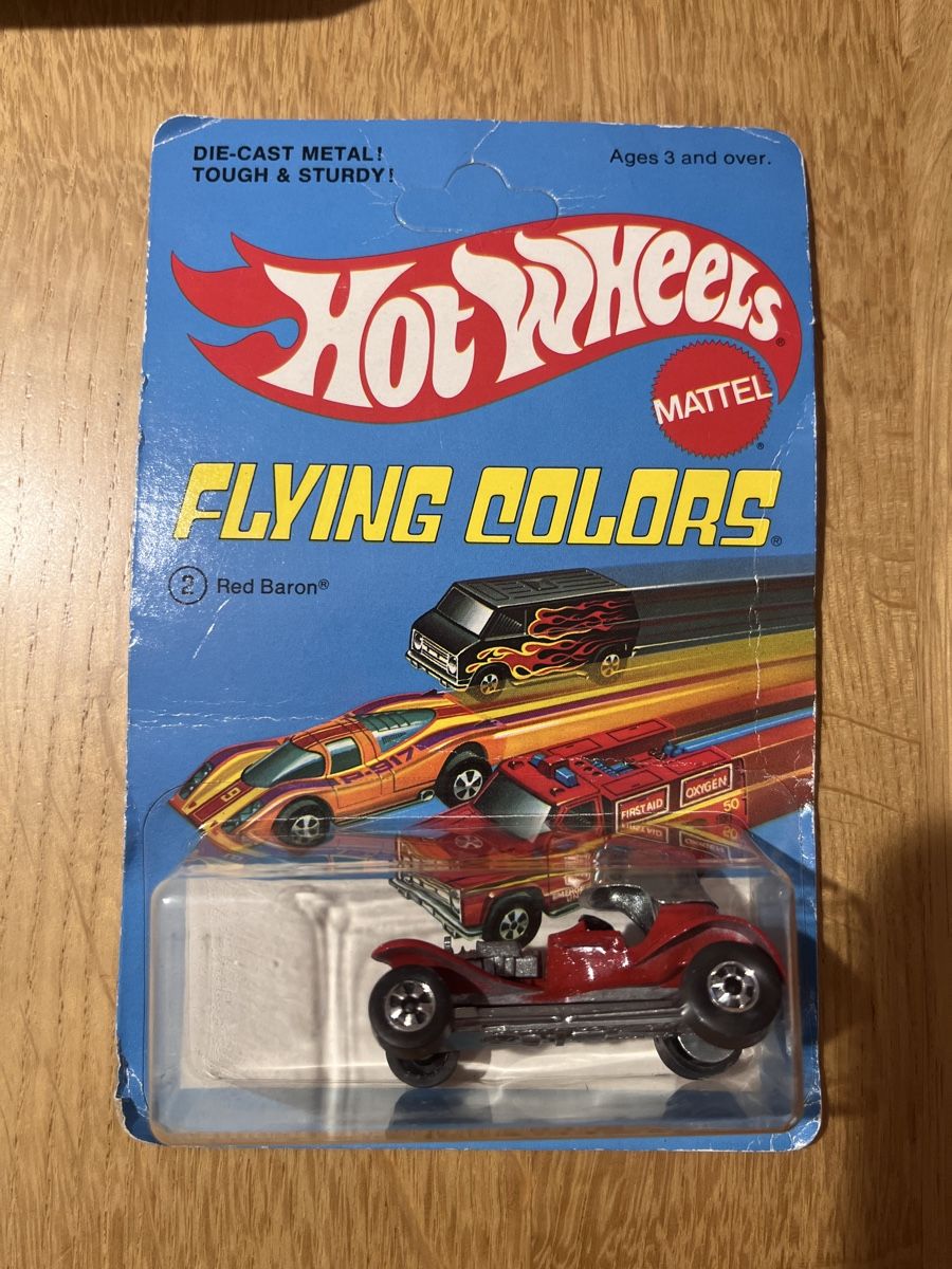 Hot Wheels Modellini d'auto: Hot Wheels Flying Colors – Nuovo e nell'imballaggio originale da Therwil venduto da daltay24