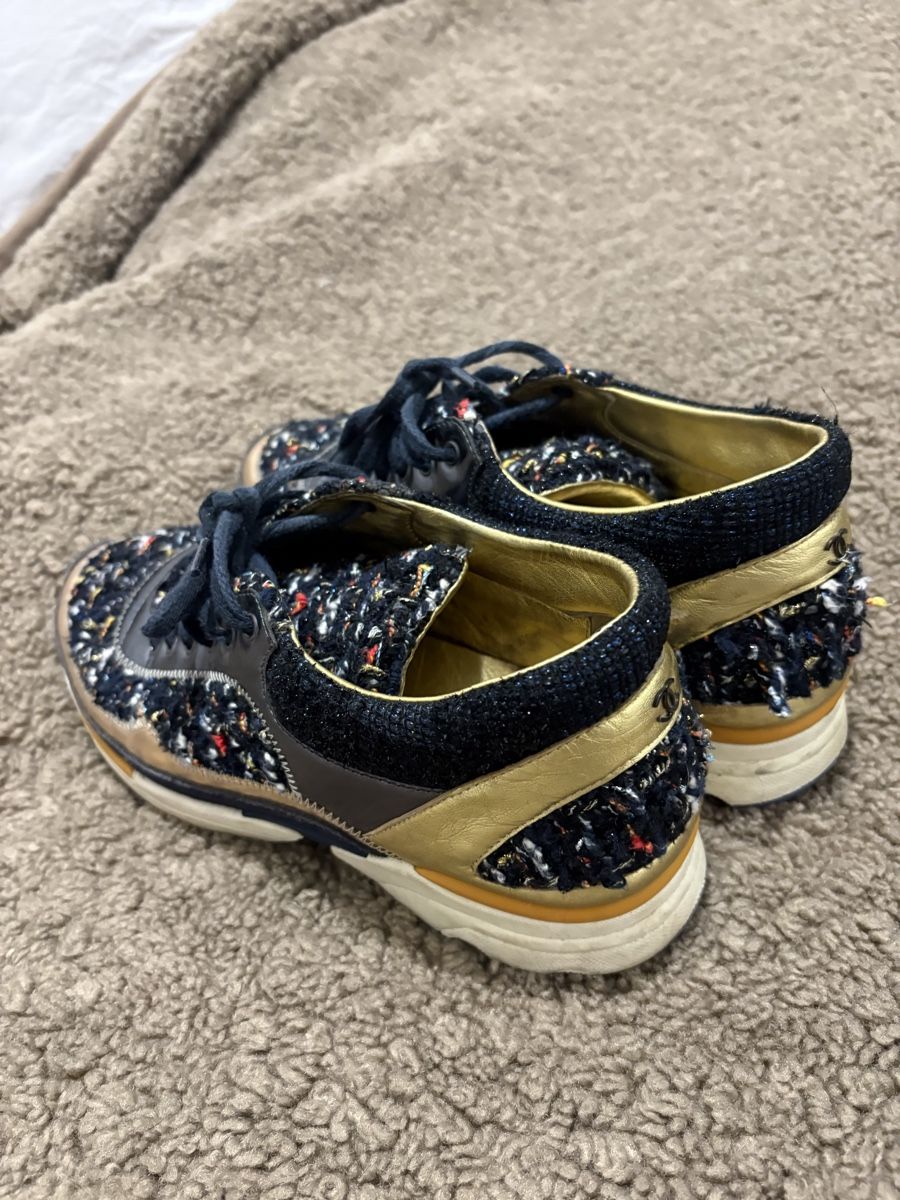 Chanel Scarpe da donna: Vintage Chanel Sneakers – Usato da Zürich venduto da LeaWahl 2