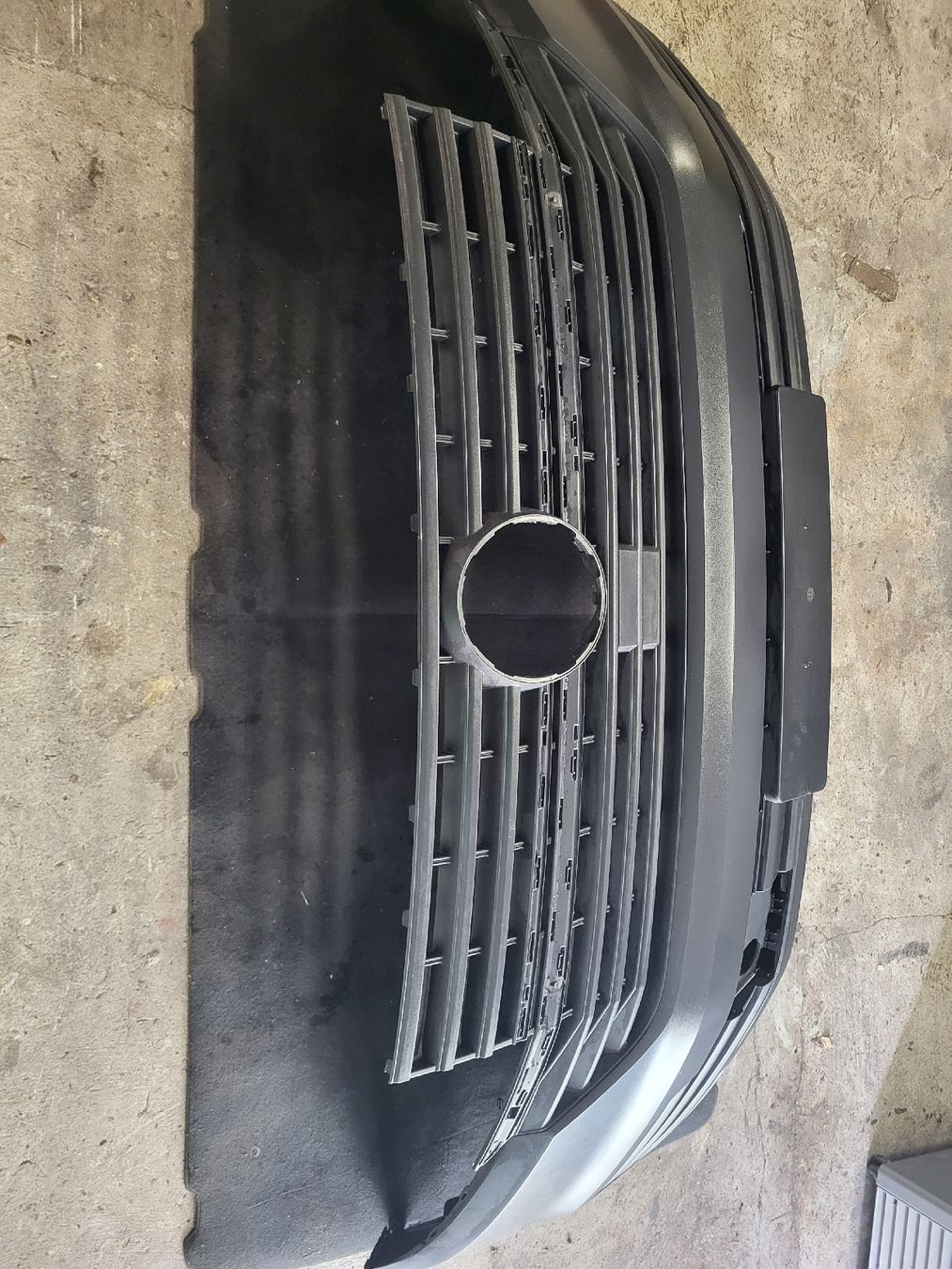 VW Tutti pezzi di ricambio auto: Vw t6 t6.1 Stoßstange – Usato da Arnegg venduto da beda11 2