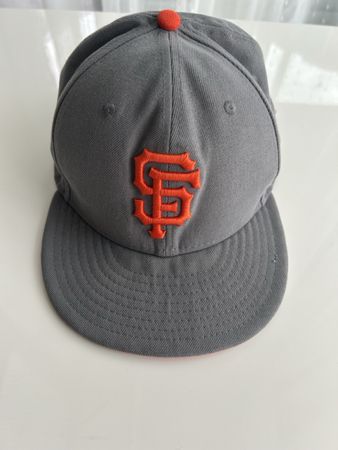 New Era San Francisco Giants Fitted Cap Size 7 5/8 Grey