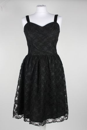 Schwarzes Spitzenkleid