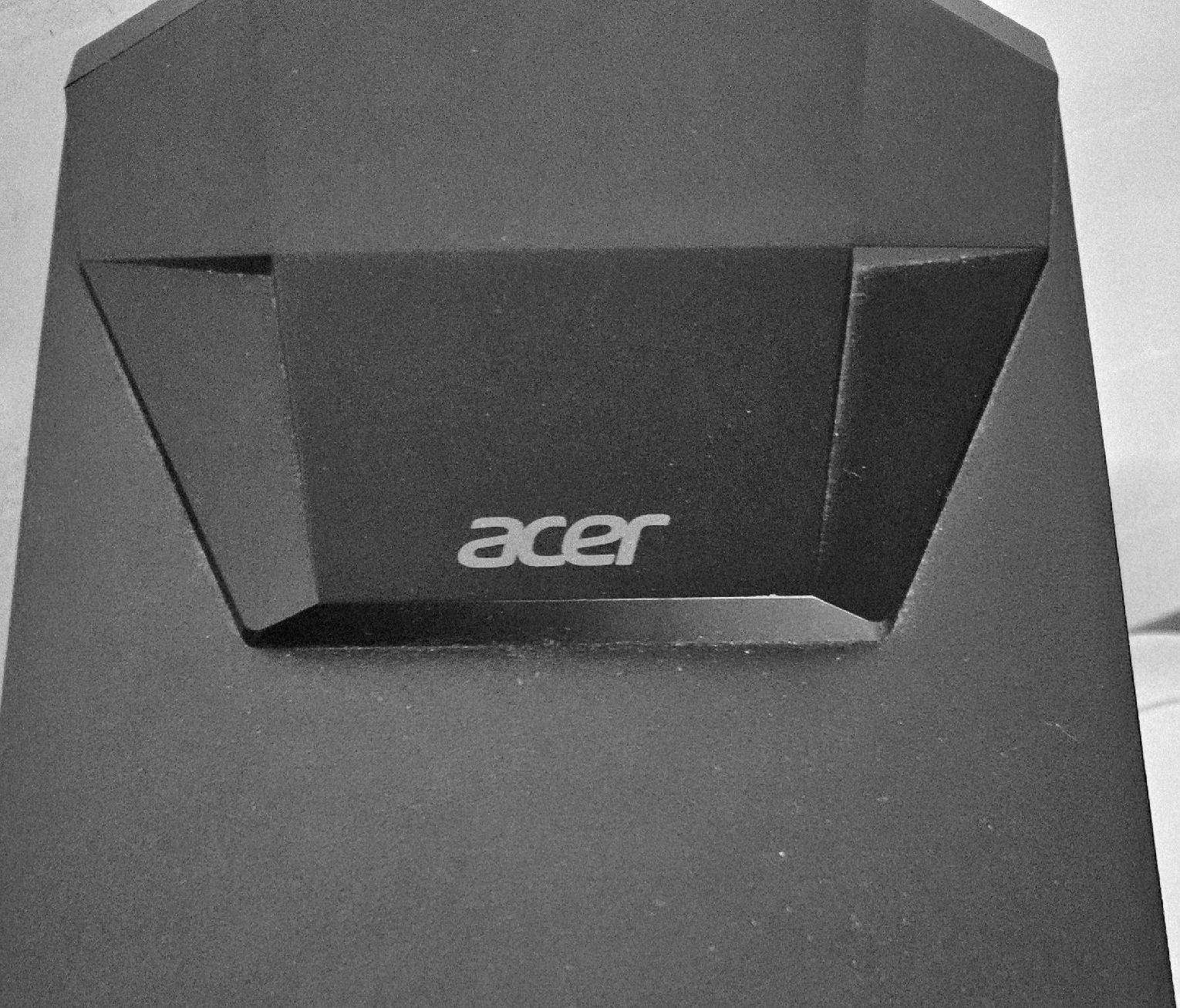 Acer PC: Gaming PC Acer Predator Orion 3000 Intel Core i7  – Usato da Bülach venduto da ane_yn2b 5
