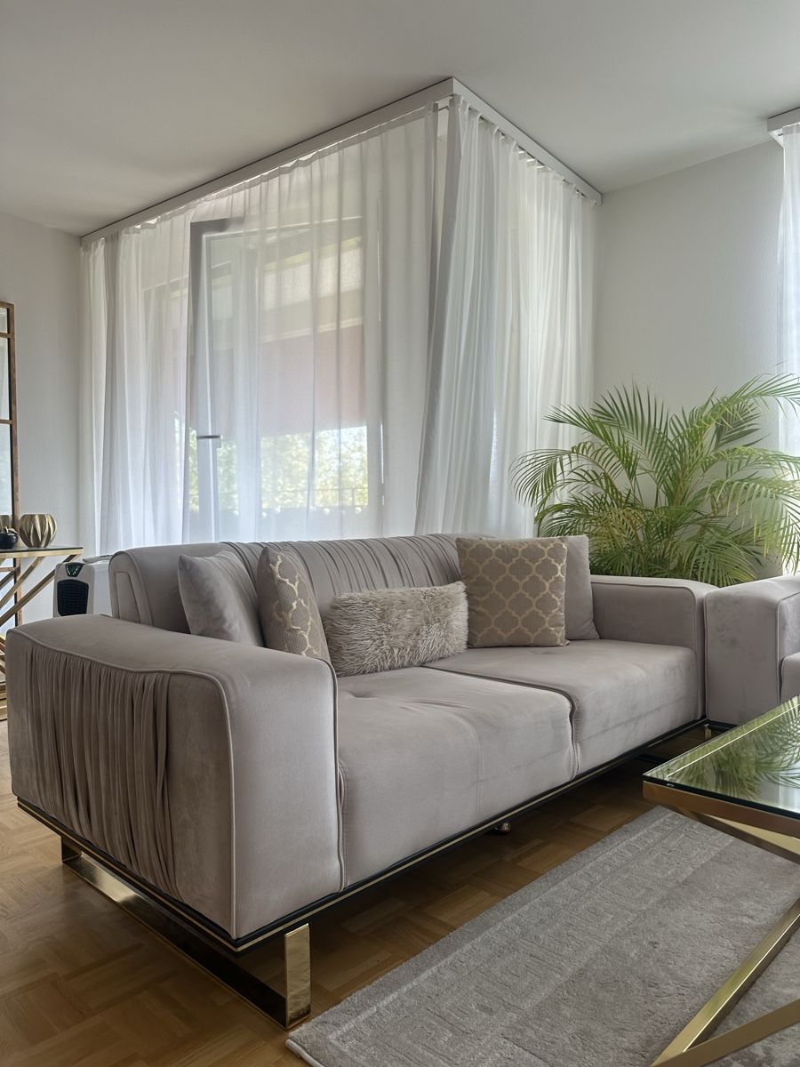 Sofas: Sofa (zweiteilig) – Gebraucht aus Allschwil von Smt58