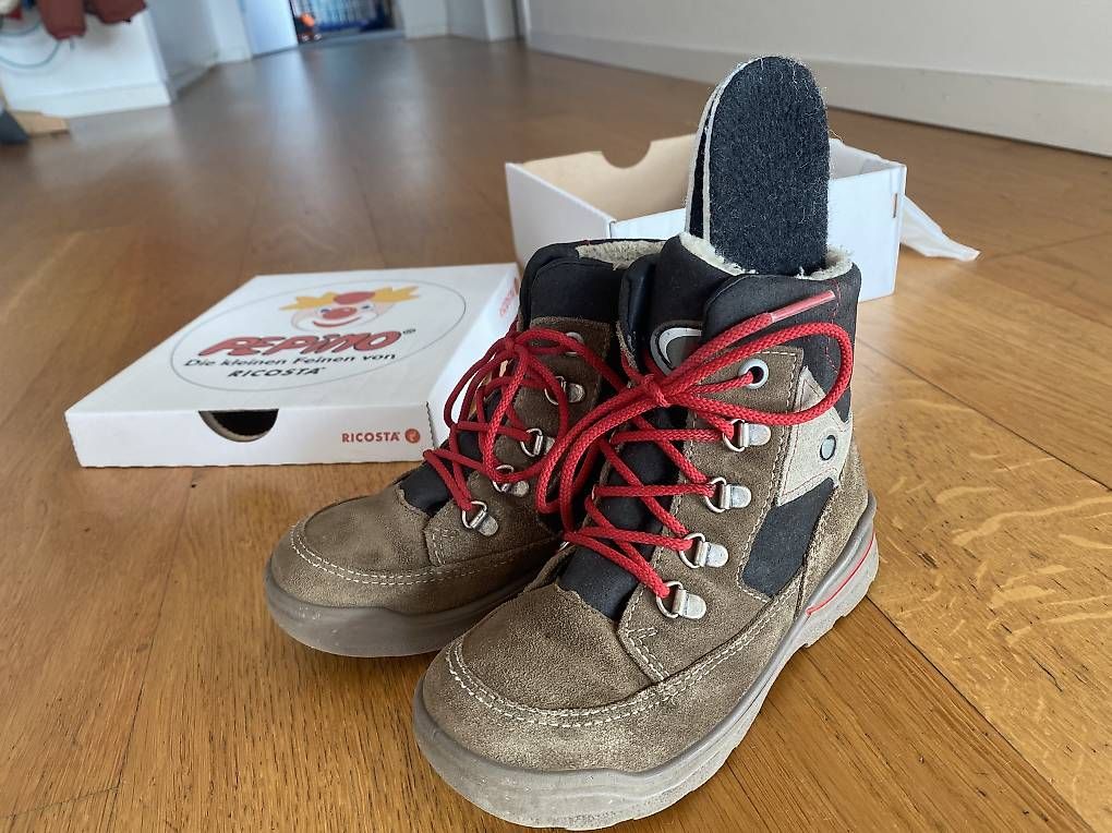 Scarpe per ragazzi: Winterstiefel, Winterschuhe Gr 27 – Usato da Jona venduto da ire_y2yh