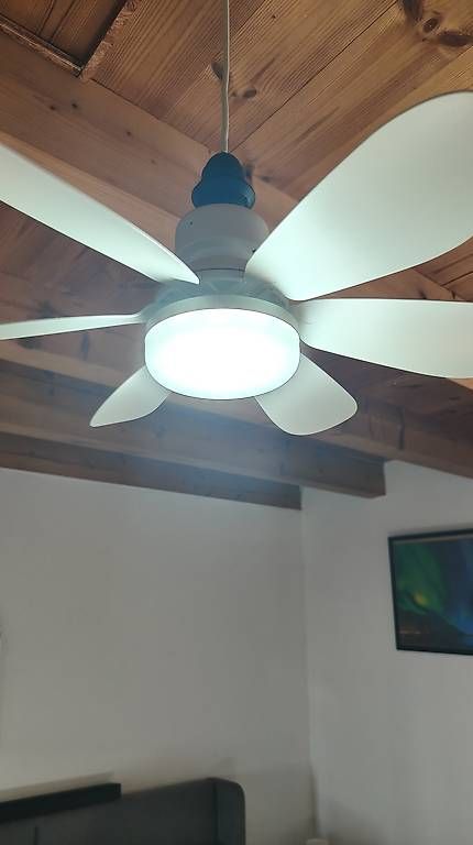 Ventilatoren: Ventilateur de plafond LED E27 avec télécommande – Gebraucht aus Thierrens von xinximoni