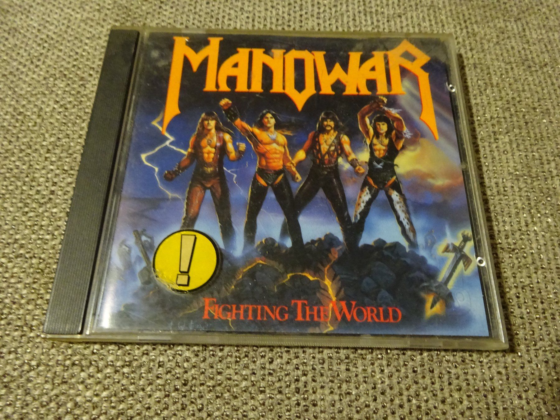 CDs: Fighting The World/Manowar – Gebraucht aus Rothrist von Mistery1