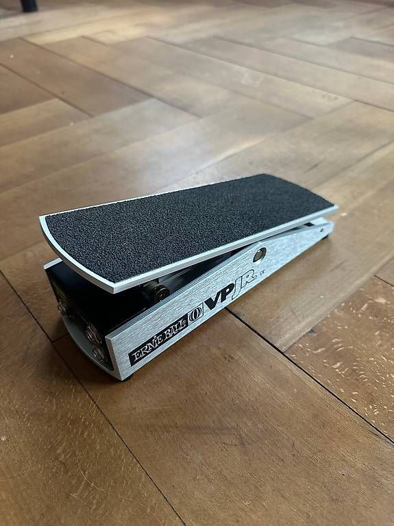 Strumenti musicali: Ernie Ball 6180 VPJR – Usato da Weinfelden venduto da phi_7j97 1