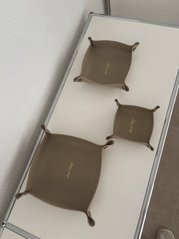 Tutte le decorazioni: Ablage Beige  Ablageset – Usato da Zürich venduto da car_9sdb