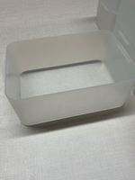 Boîte en plastique sans couvercle neuve