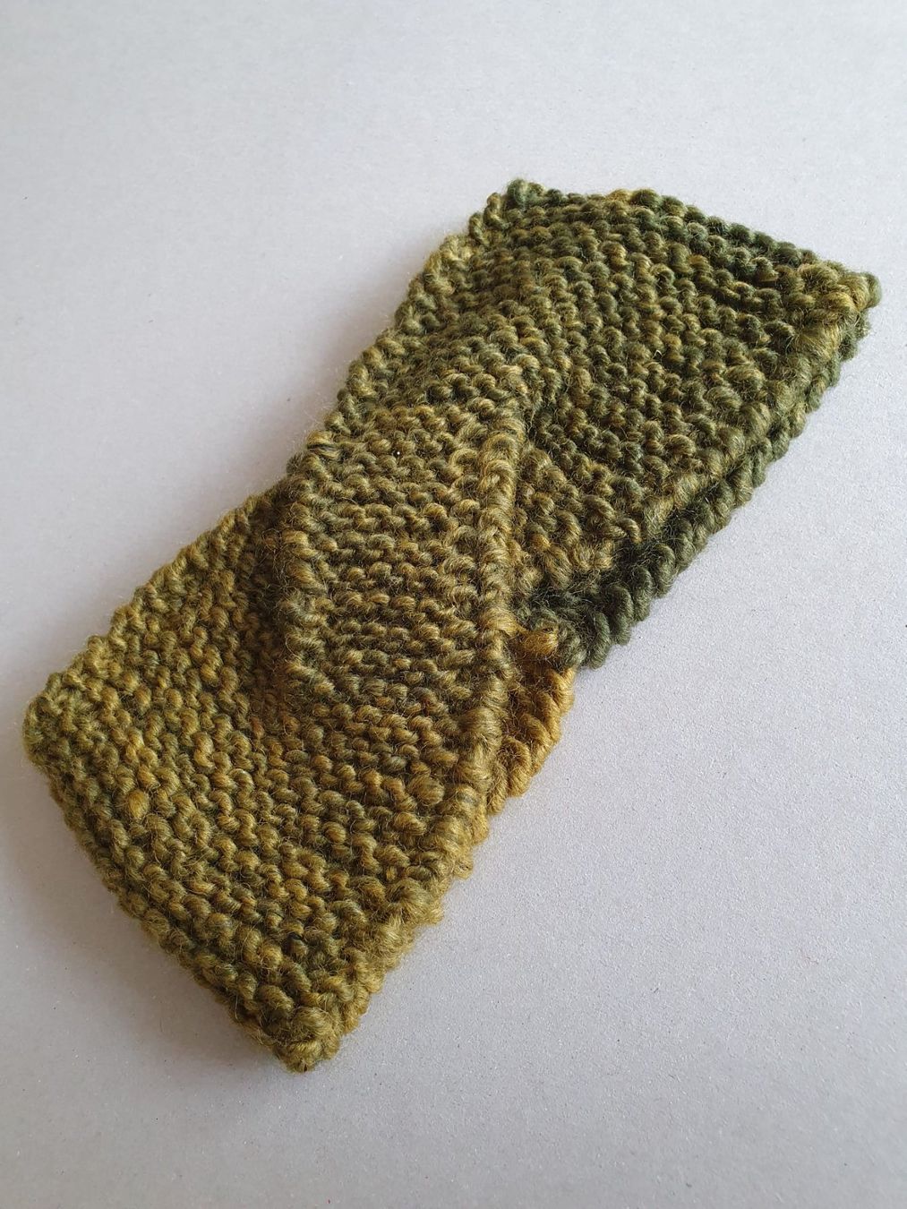 Foulard & Sciarpe: Schal und Stirnband als Set, gestrickt – Nuovo (secondo la descrizione) da Jonen venduto da h-blxgirl79 2