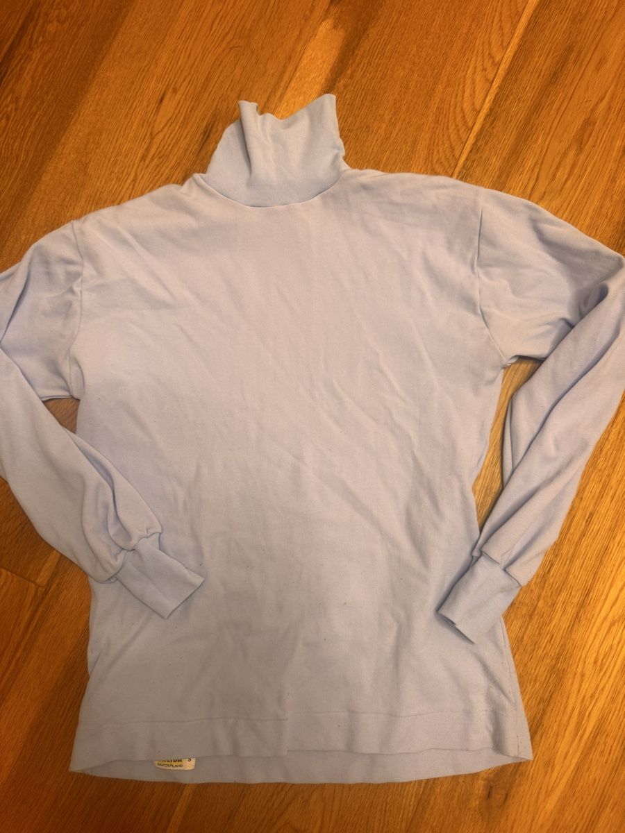 Calida Pullover & Sweatshirts: Calida Rollkragen S hellblau – Gebraucht aus Klosters von jewelsy