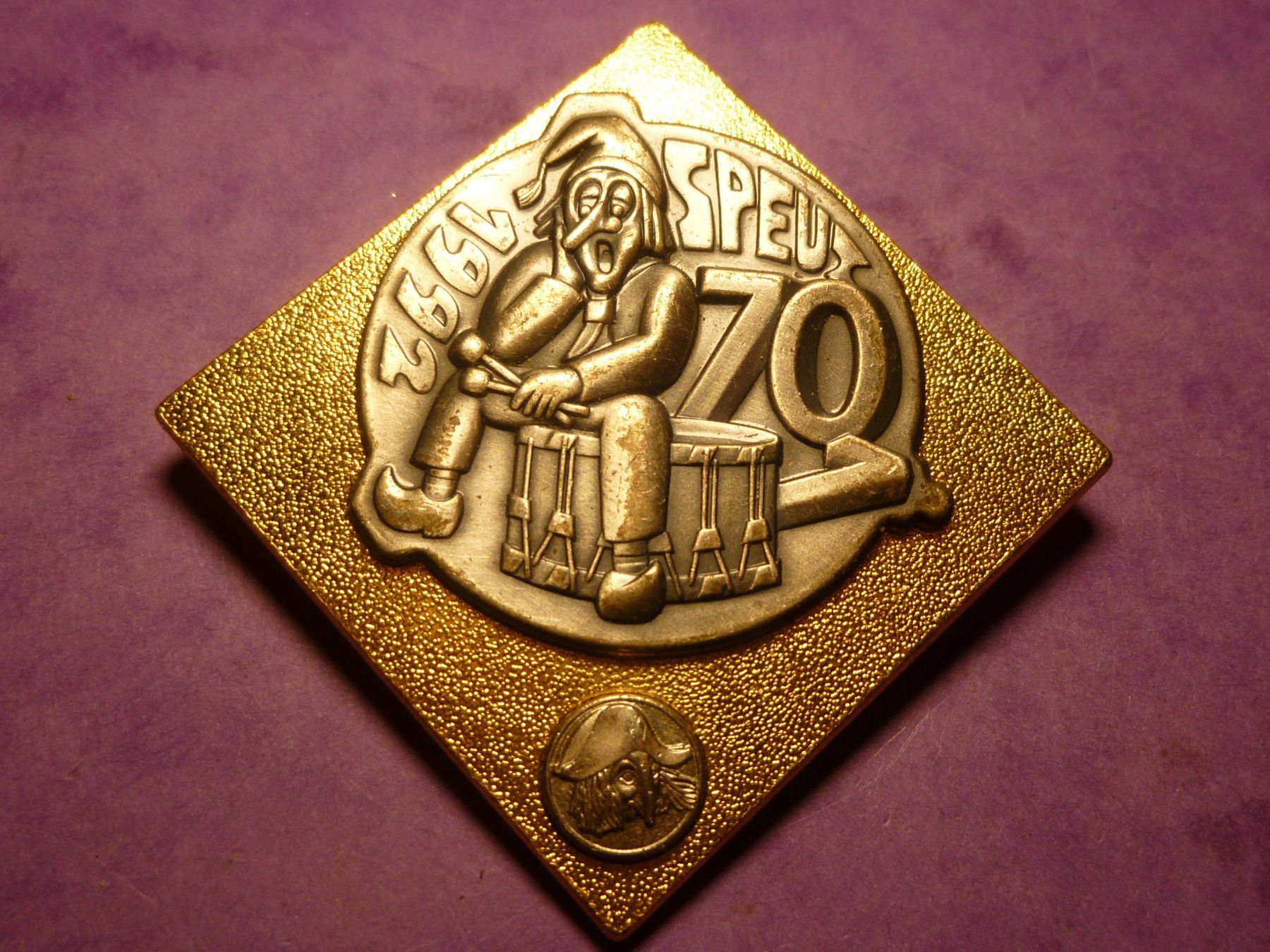 Placchette & Badge: SPEUZ 1992 GOLD – Usato da Ried (Muotathal) venduto da Mandarin02
