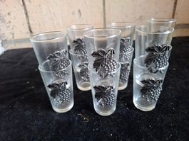 Vintage Schnapsgläsli mit Traubenmotiv, 12 Stück, Top!