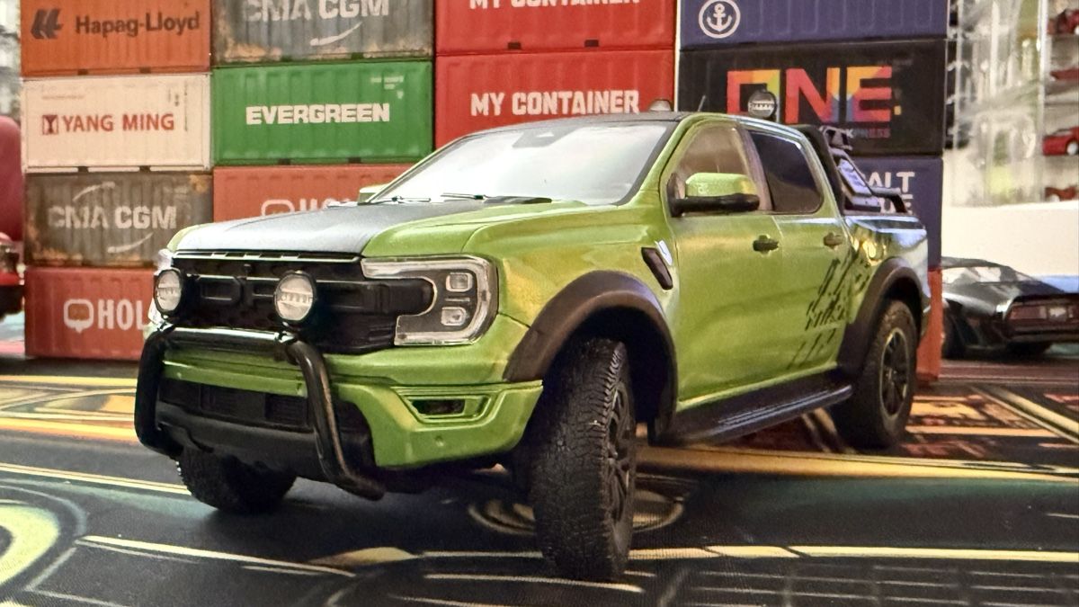 Ford Voitures modèles: Ford Ranger  gruen  1:18 – Neuf (Voir description) à Basel par Zomeg 2