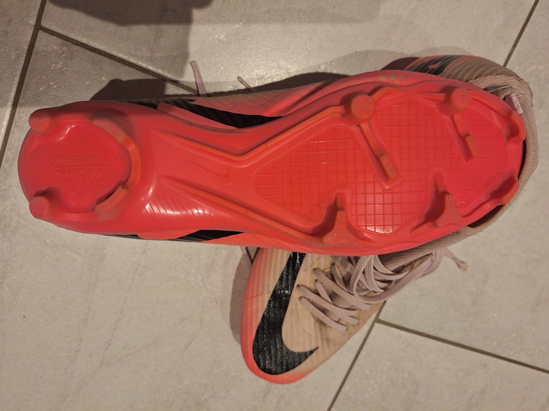 Nike Herrenschuhe: Nike Fussballschuhe Gr 44.5 – Gebraucht aus Wegenstetten von mcfly321 1