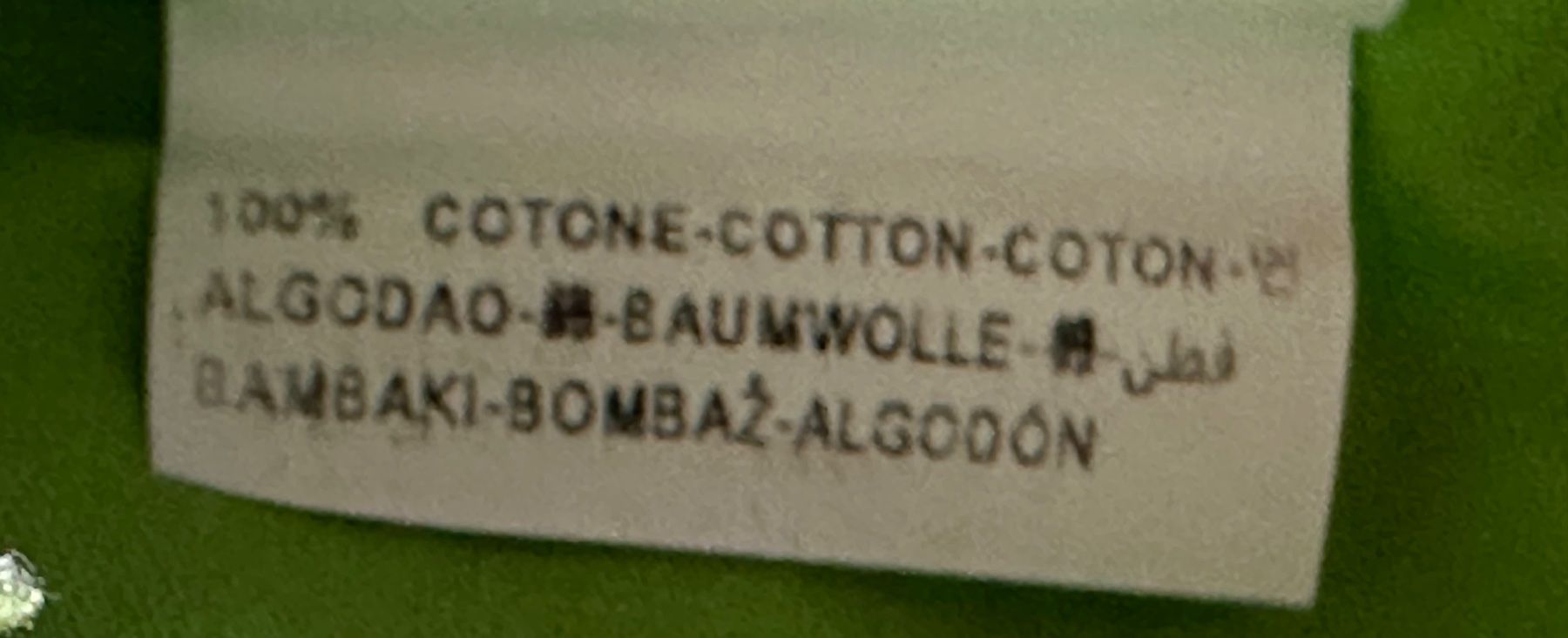 Benetton Pantaloni: 2 Bermuda in cotone Benetton – Usato da Castel San Pietro venduto da Moregi 7
